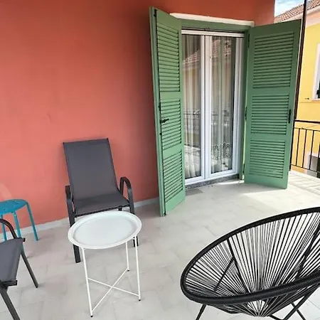 Alechimmo Authentic Corfiot Style House - 2 Bedrooms - Split Level *