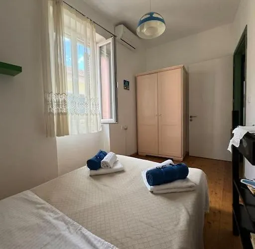 Ferienhaus Alechimmo Authentic Corfiot Style House - 2 Bedrooms - Split Level *