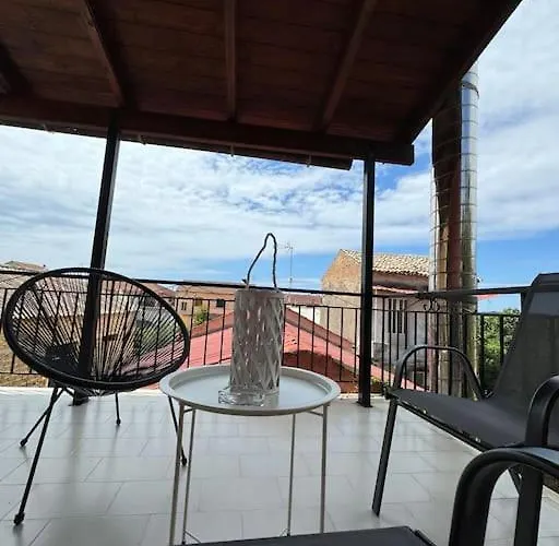 Alechimmo Authentic Corfiot Style House - 2 Bedrooms - Split Level * 莱夫基米